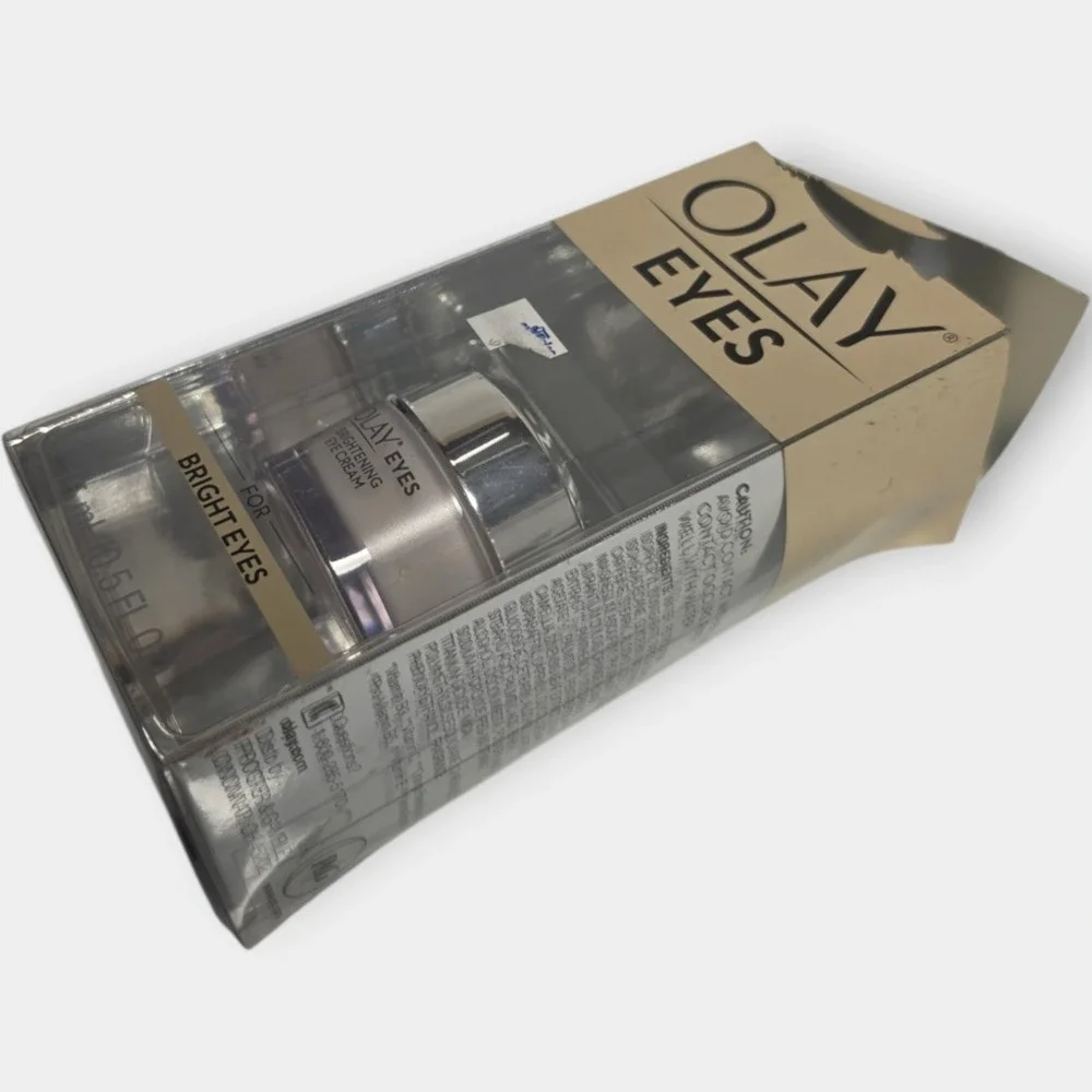 Olay Eyes Brightening Eye Cream with Vitamin C Vitamin B3 0.5 fl oz Brand New